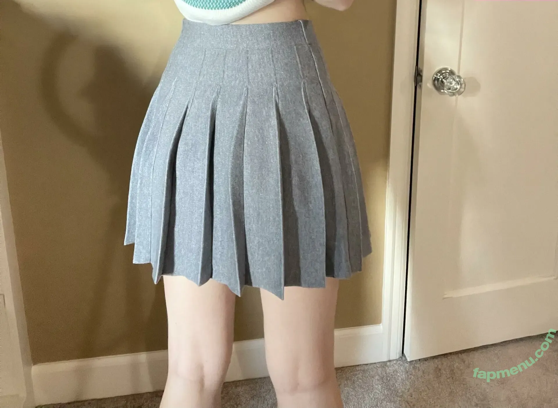 randomwhitegirl666 nude photo #0010 (shewhoroams_)