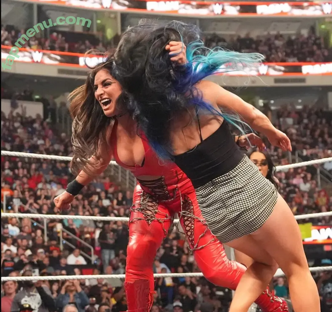 Raquel Rodriguez nude photo #0451 (WWE / drkheartless_error / raquelwwe)