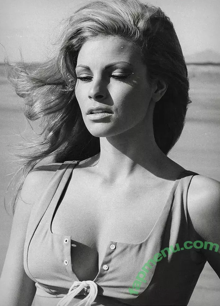 Raquel Welch nude photo #0127 (therealraquelwelch)