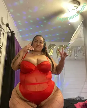 raracinnamon / _cinncinncinny_ nude photo #0007