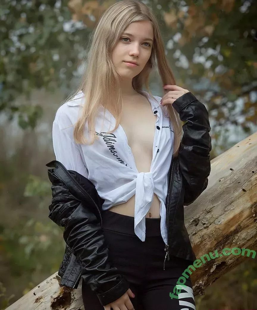 Rare_tori nude photo #0070 (Rare_ / Viktoriy D / Viktoriya Redroyz)