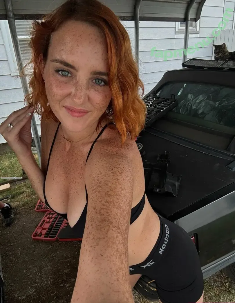 raritybee nude photo #0022 (raritybee2)