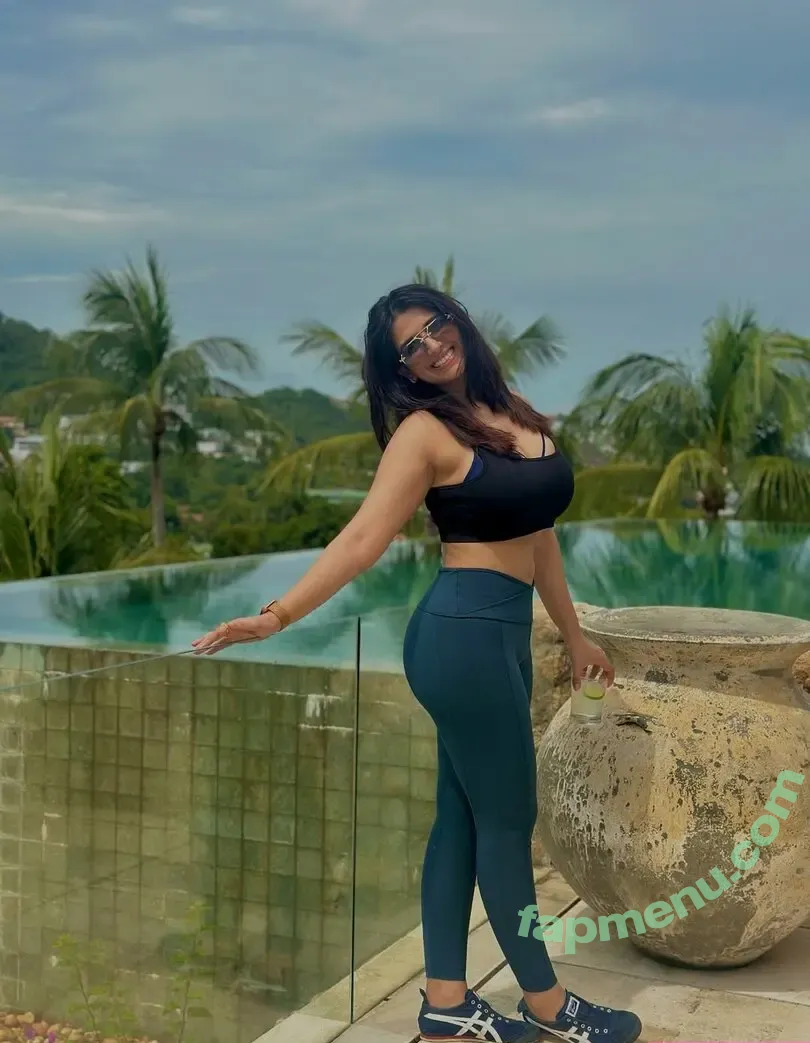 Rasha Kirmani nude photo #0201 (Rasha_Kirmani)