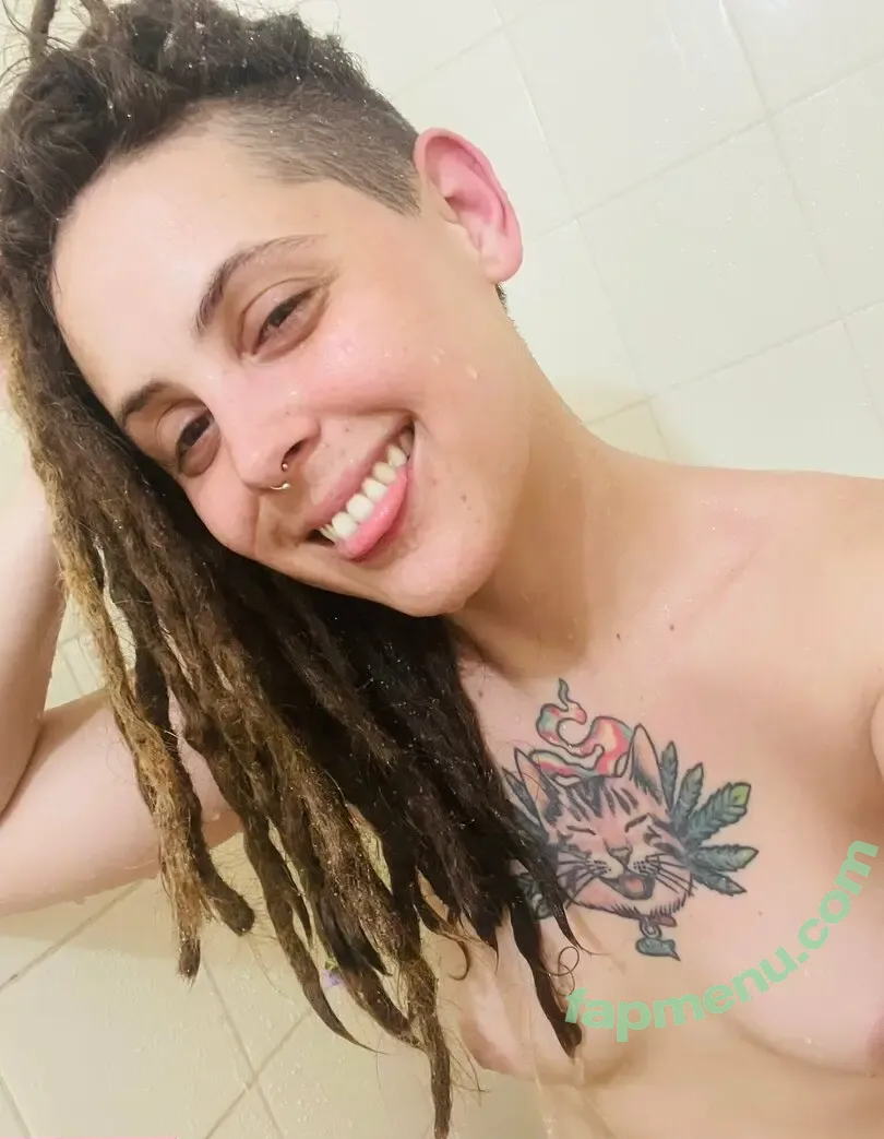 rastaaqueen nude photo #0016 (rastaaqueen)