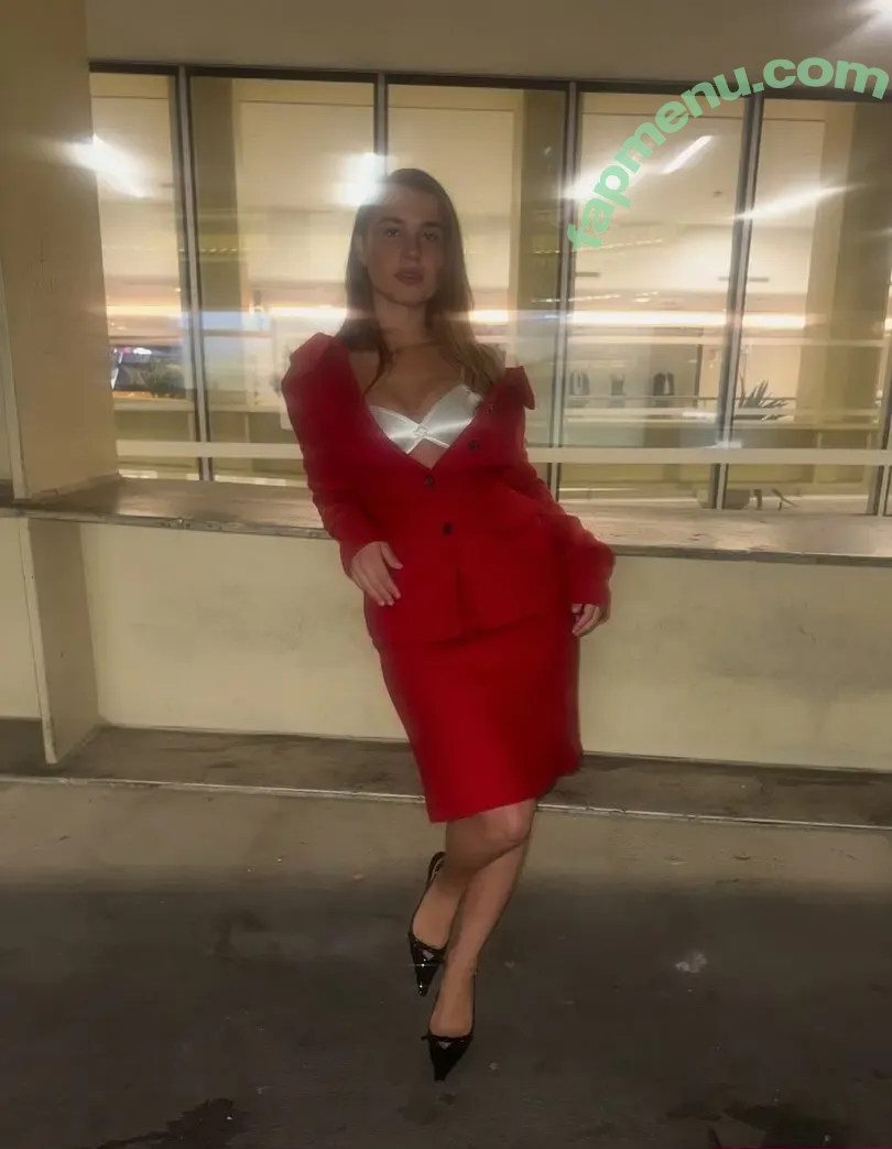 Rastacame nude photo #0052 (Camelia Bourbon / French Moroccan / rasta.queen1)