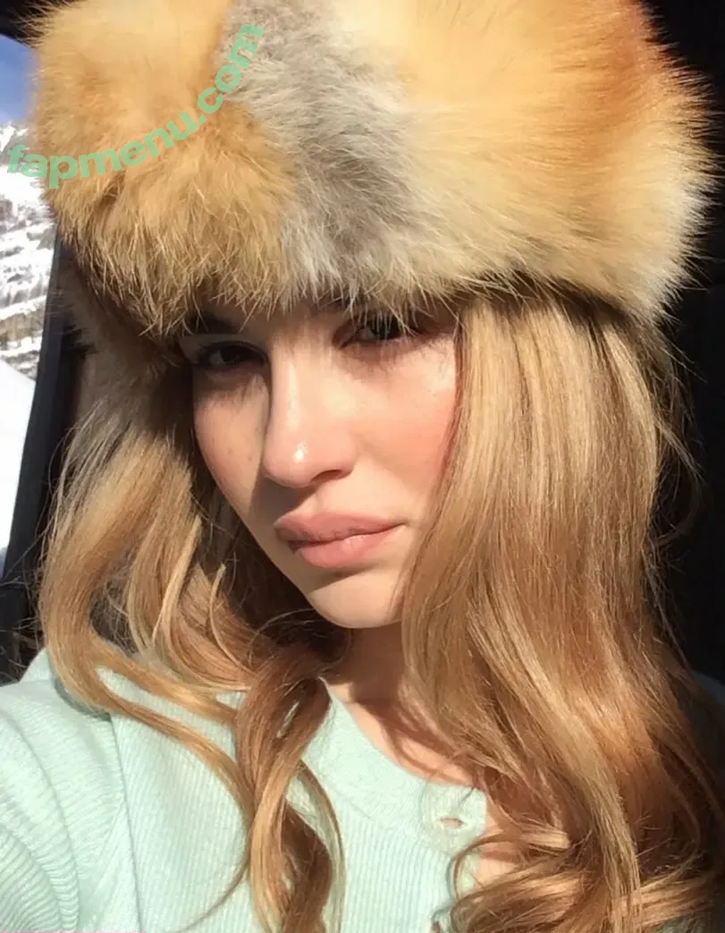 Rastacame nude photo #0127 (Camelia Bourbon / French Moroccan / rasta.queen1)