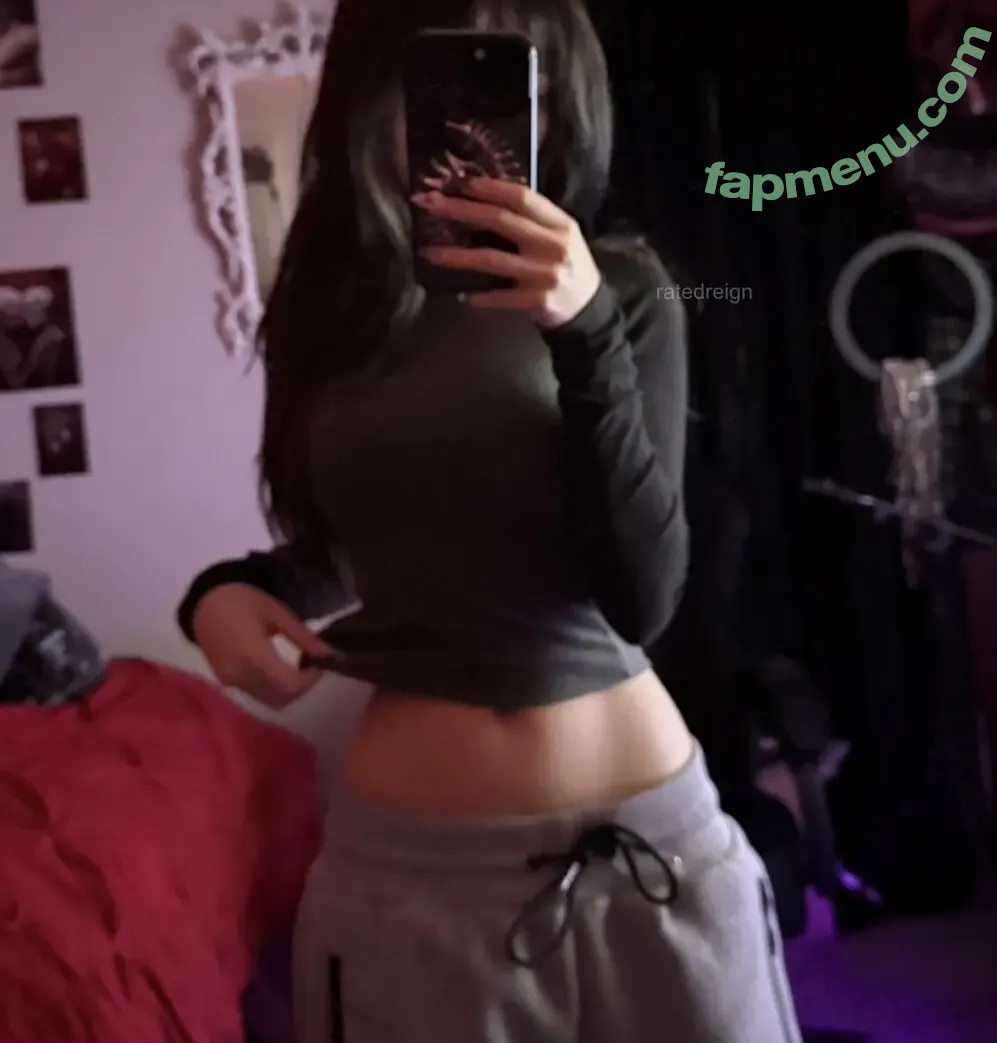 ratedreign nude photo #0286 (reign / reignrated)