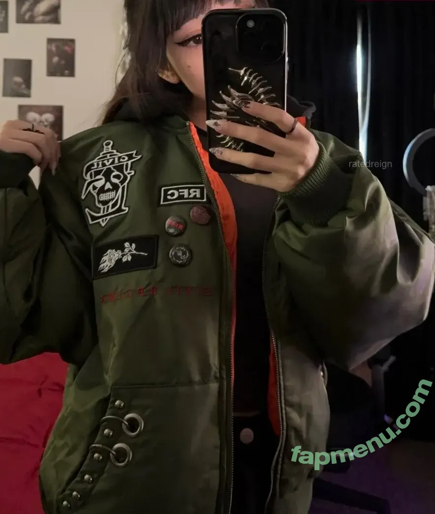 ratedreign nude photo #0291 (reign / reignrated)