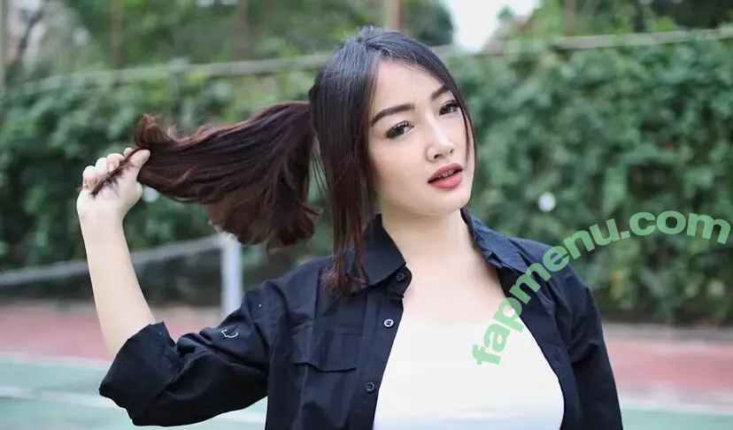 Ratu Desmi Azalia nude photo #0057 (ratudazl)
