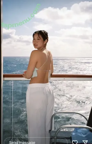 ravebaelyssa / alyssazhang / alyssazhanng / lizardbblesx3 / mr-mrs-rave-baes nude photo #0014