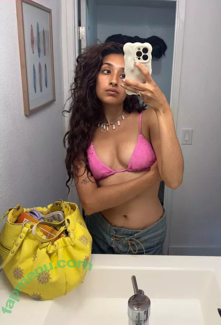 Raveena nude photo #0024 (raveena_aurora / raveenaravish)