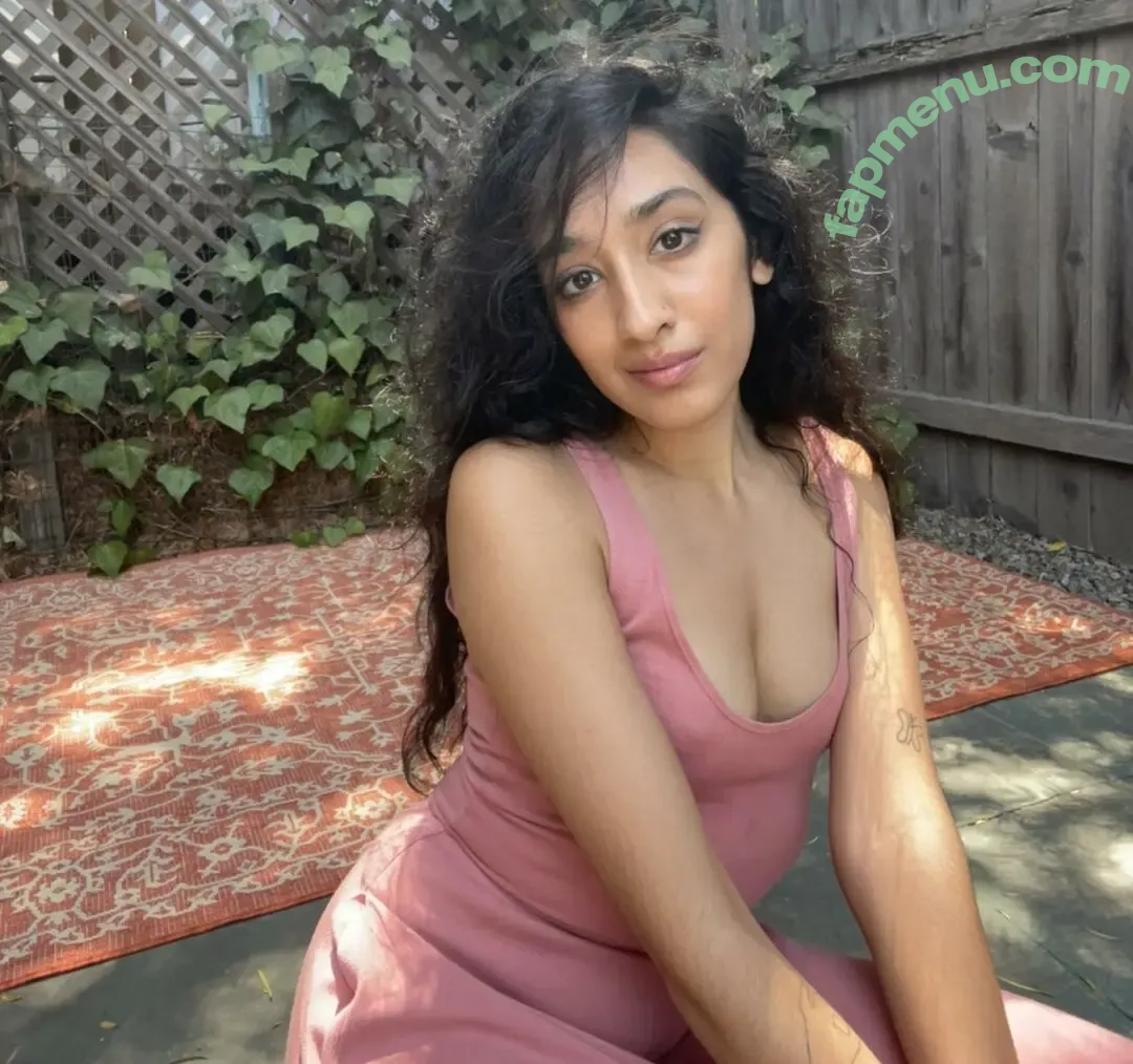 Raveena nude photo #0110 (raveena_aurora / raveenaravish)