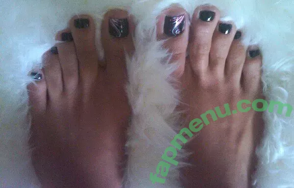 Raven Riley nude photo #0021 (ravenriley_fanpage)