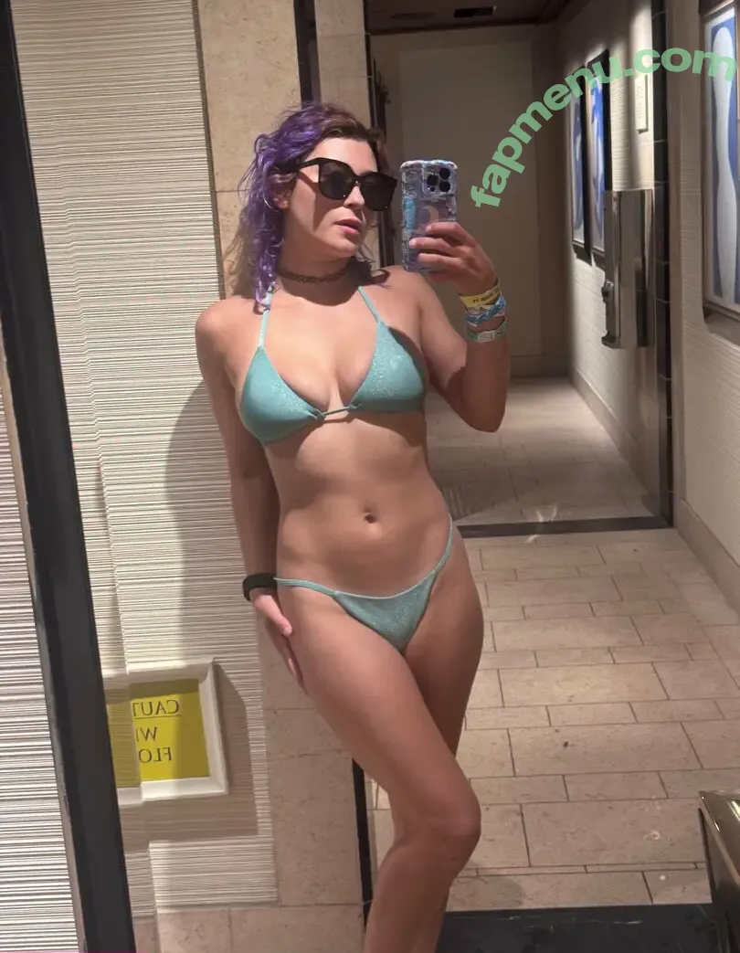 raven.rockette nude photo #0003 (xravenrockette)