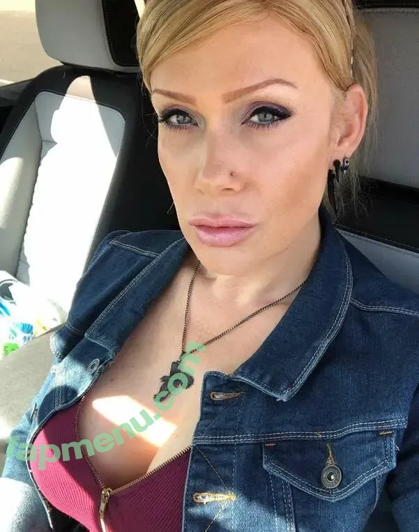 Raven Roxx nude photo #0044 (ravenroxxofficial / tsravenroxx)