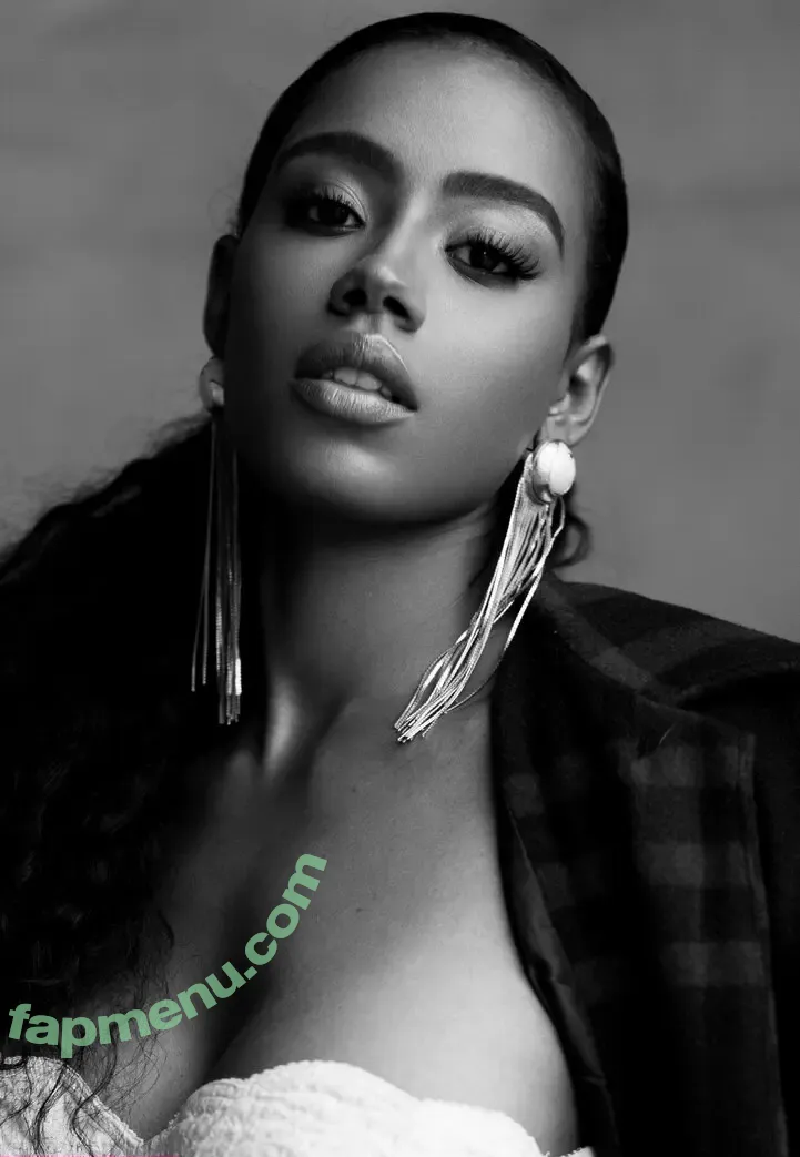 Raven Tracy nude photo #0052 (soooraven)