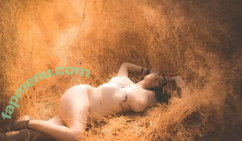 ravenlylith nude photo #0559 (formerly bigtiddygothwifeaa / newmoonrave)