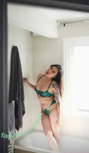 Ravenna Tran / RavennaTran / from.rav nude photo #0054