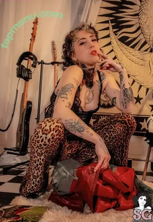 Ravenxaquarius / ravenxaqua888 nude photo #0012