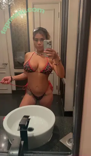  nude photo #0004