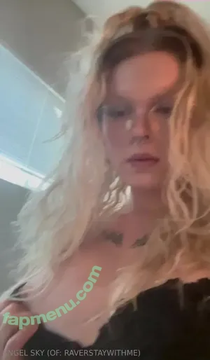 nude photo #0003