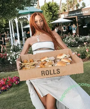 Ravyn Lenae / ravynlenae nude photo #0002