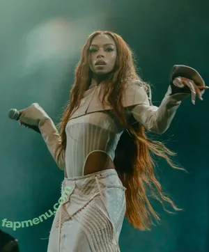 Ravyn Lenae / ravynlenae nude photo #0010