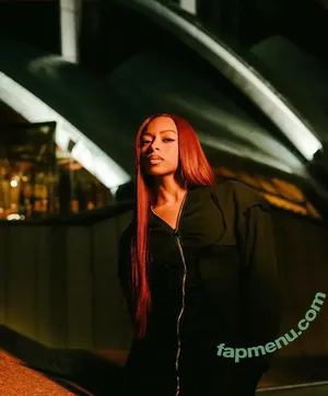 Ravyn Lenae / ravynlenae nude photo #0016