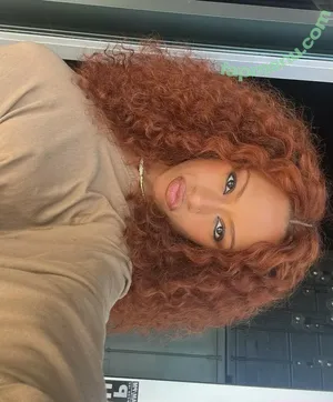 Ravyn Lenae / ravynlenae nude photo #0017