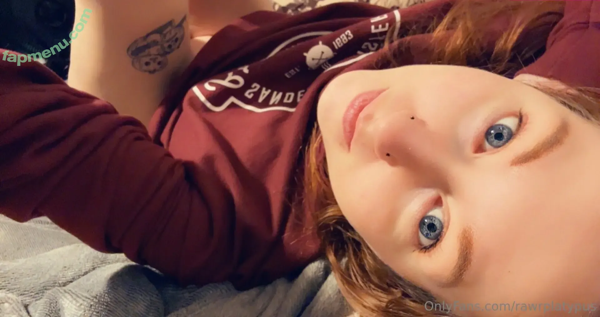 rawrplatypus nude photo #0004 (rawrplatypus)