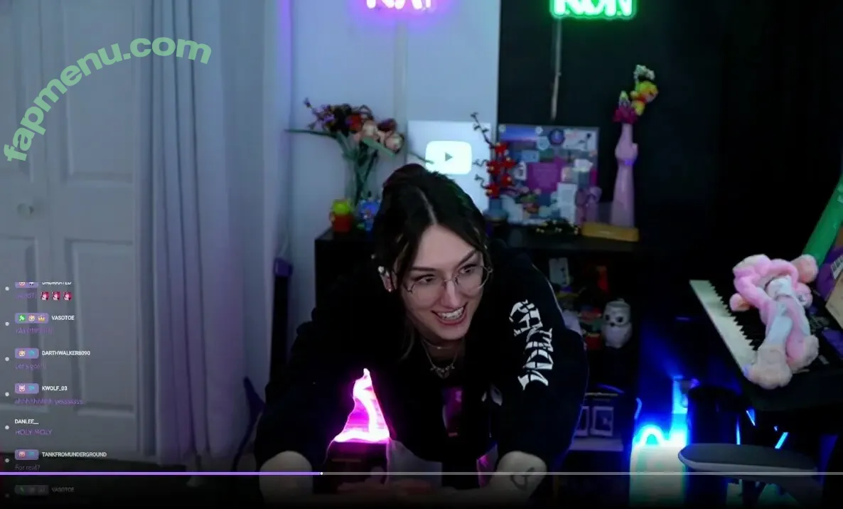 Rayactions nude photo #0970 (rayactions_)