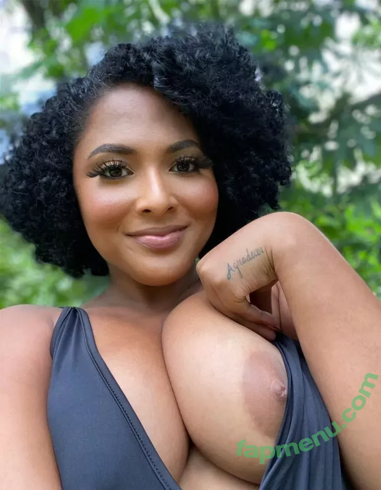 Raychellemcm nude photo #0043 (Raychellemc)