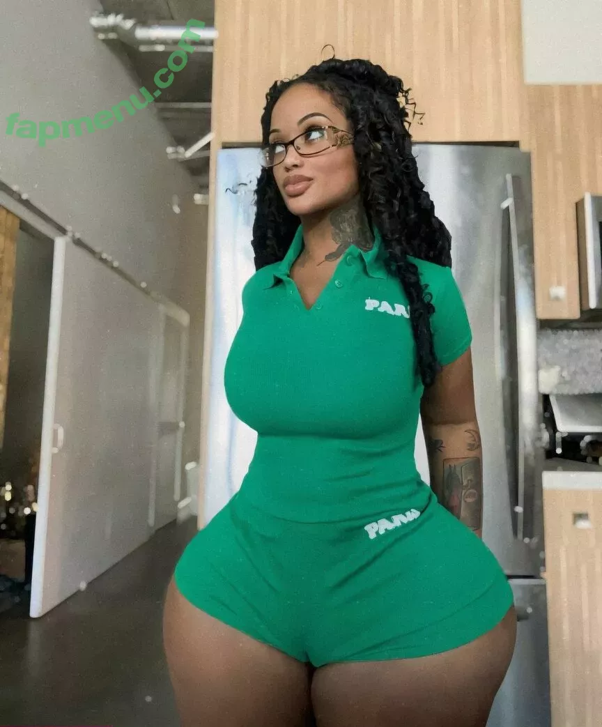 Raychiel nude photo #0329 (raychtheinvader)