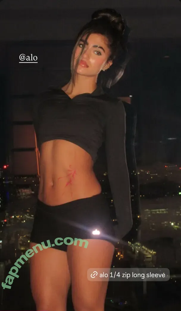 Rayna V nude photo #0106 (raynaroseetv / raynavallandingham)