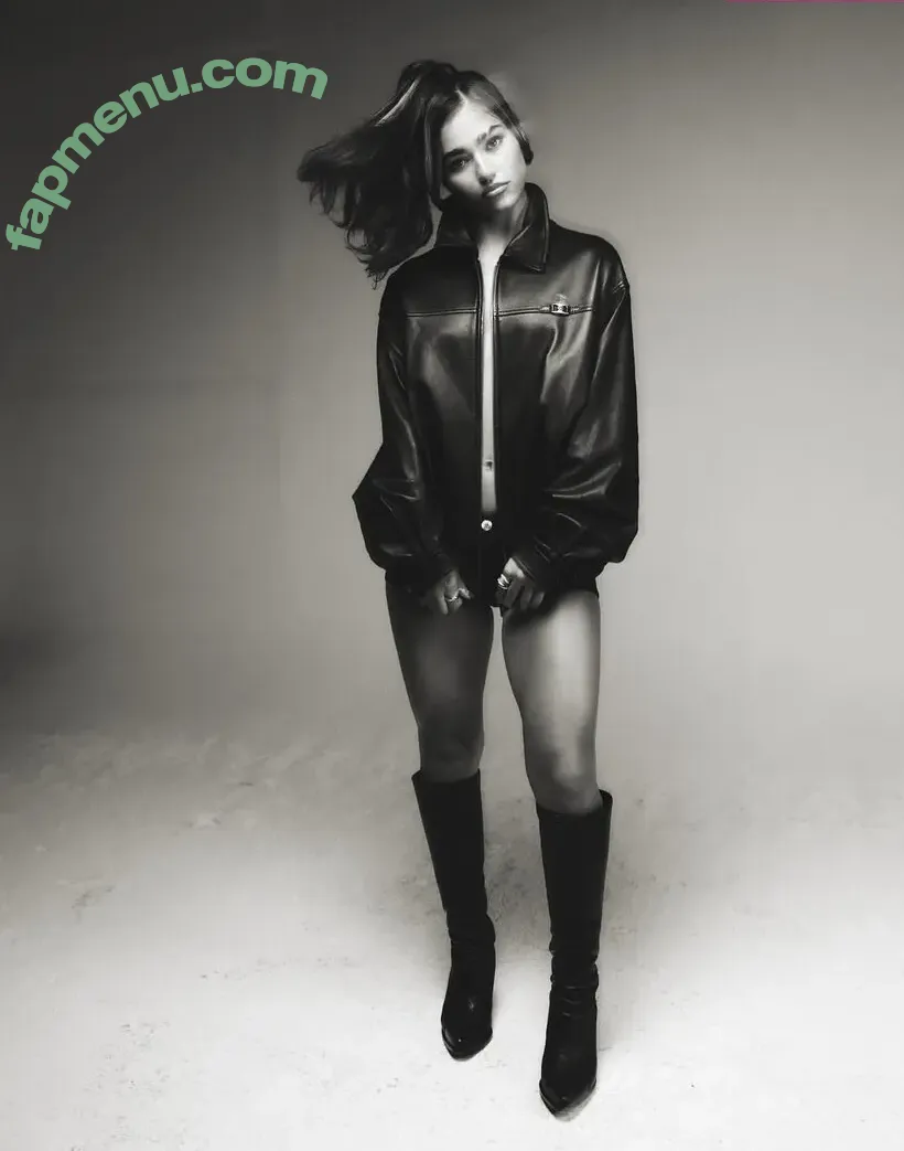 Rayna V nude photo #0136 (raynaroseetv / raynavallandingham / raynavham)