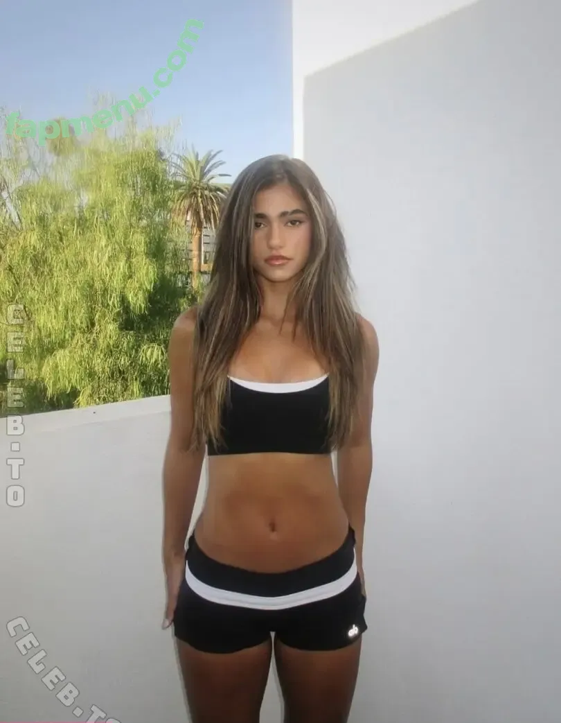 Rayna Vallandingham nude photo #0159 (rayna.vallandingham / raynavallandingham)