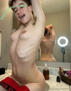  nude photo #0005
