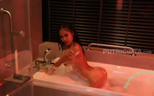 Raysileeum / raysileeum - Thai beauty standing at 5'1