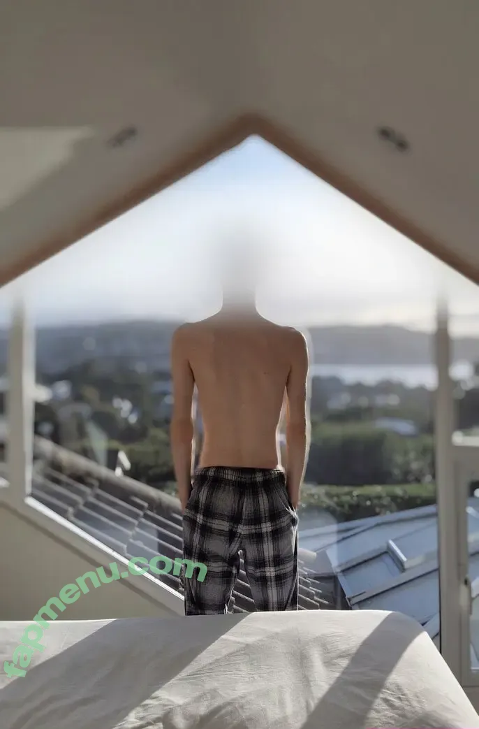 raytracer5 nude photo #0262 (rayray_5.7)