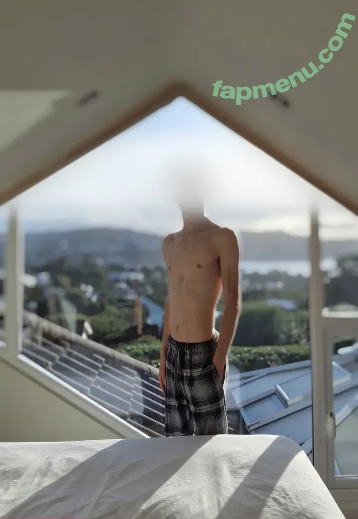 raytracer5 nude photo #0263 (rayray_5.7)