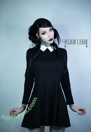 razorcandi / razorcandi.exists nude photo #0003