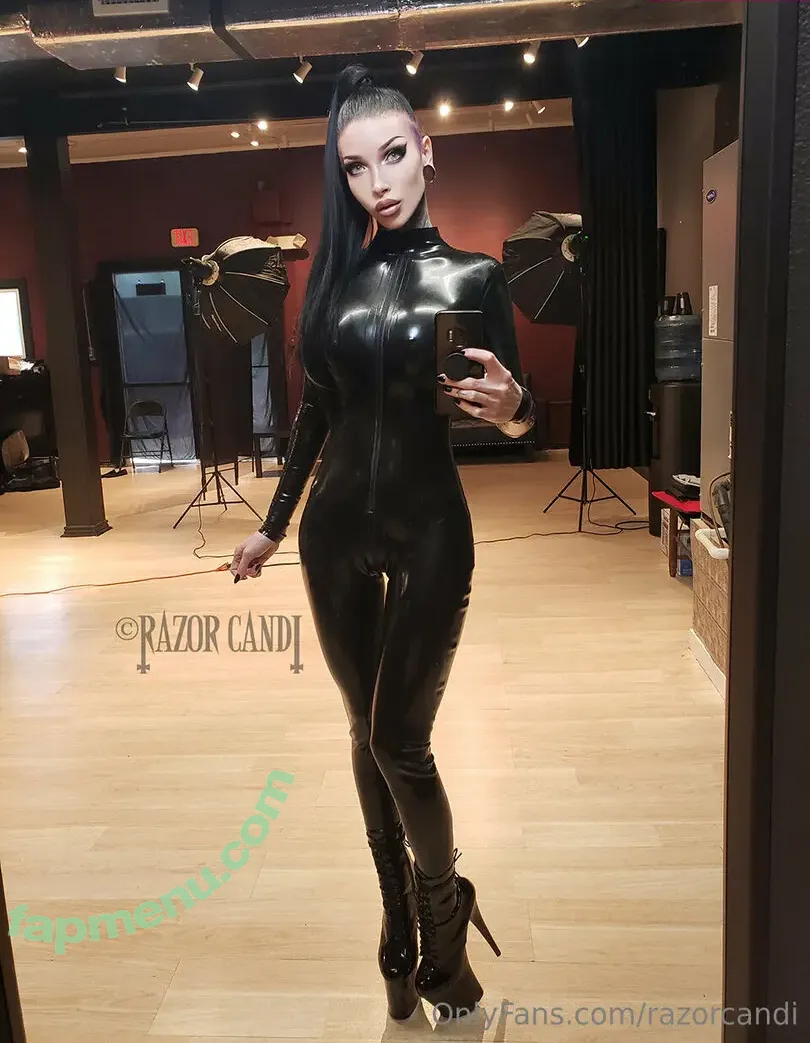 razorcandi nude photo #0011 (razorcandi.exists)