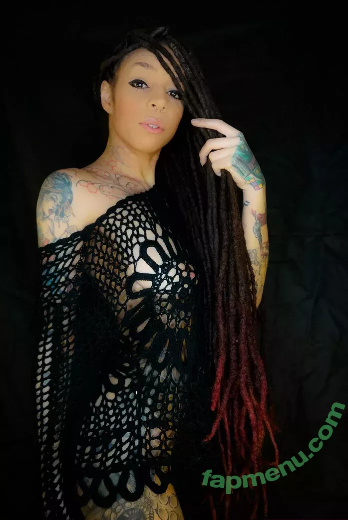 razorredd nude photo #0008 (razorreddartandtattoos)