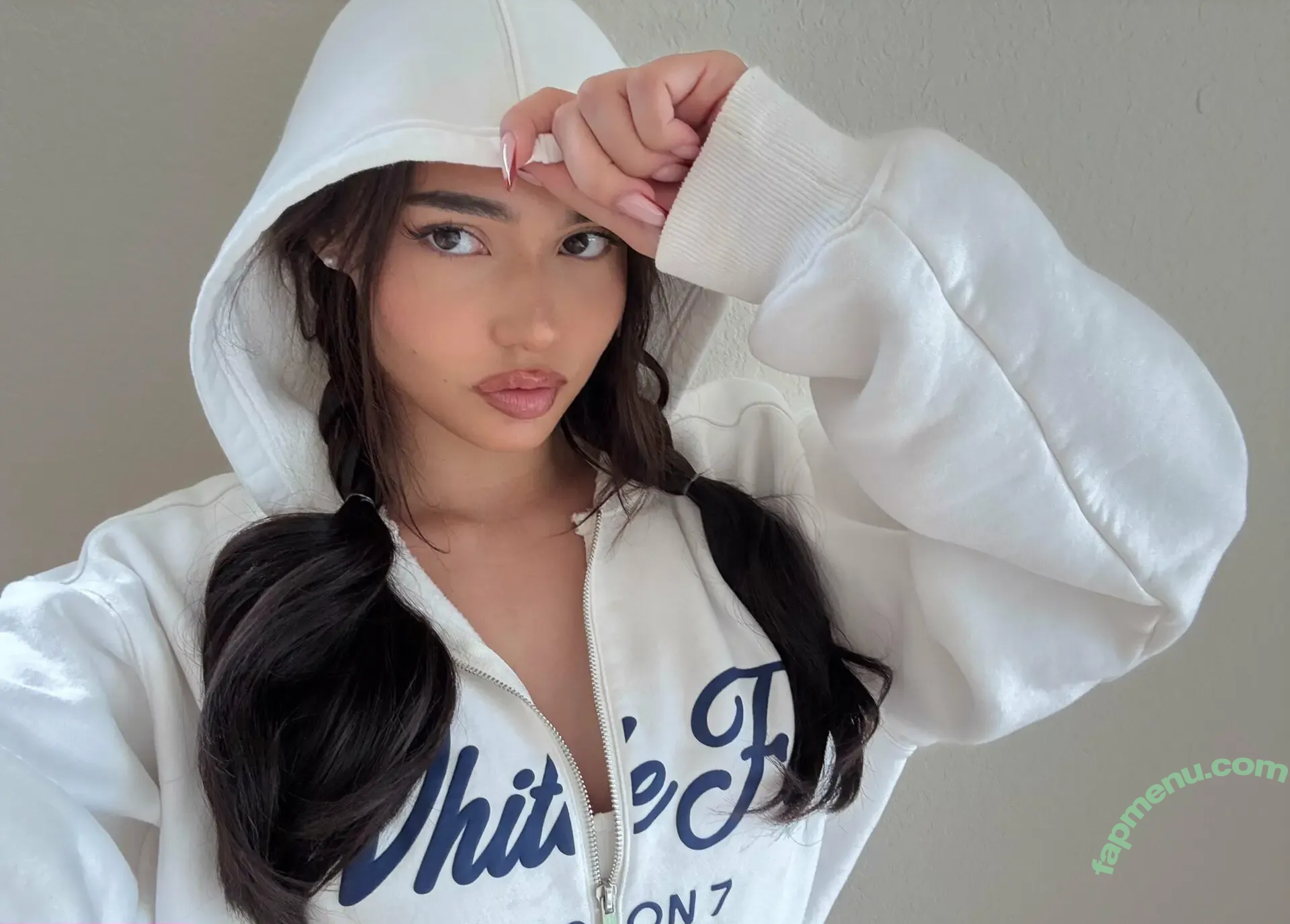 Razzcherry nude photo #0186 (razzcherryx)