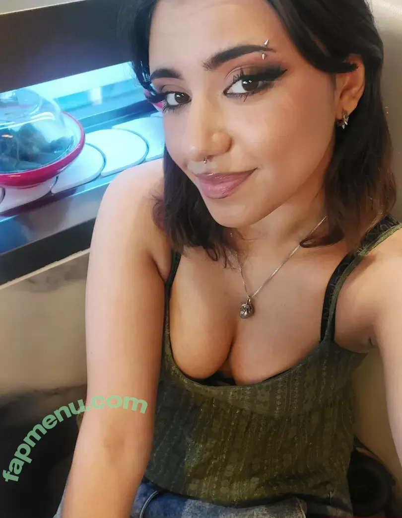 rbella23 nude photo #0038 (rbella23)