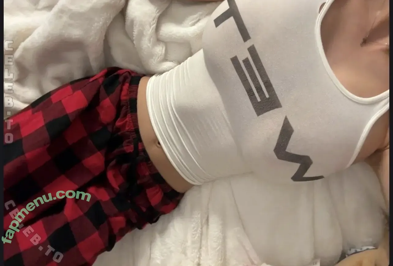 rchhhll nude photo #0156 (rchhhll_ / rchluvs)