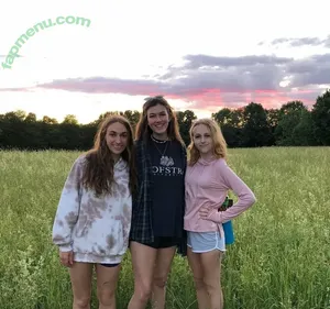 React GirlsYT / chinglishreactions / imon_Snow nude photo #0222