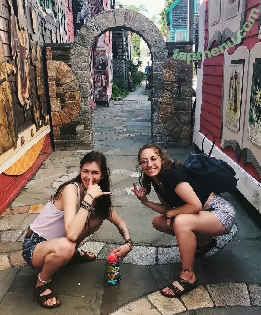 React GirlsYT nude photo #0220 (chinglishreactions / imon_Snow)