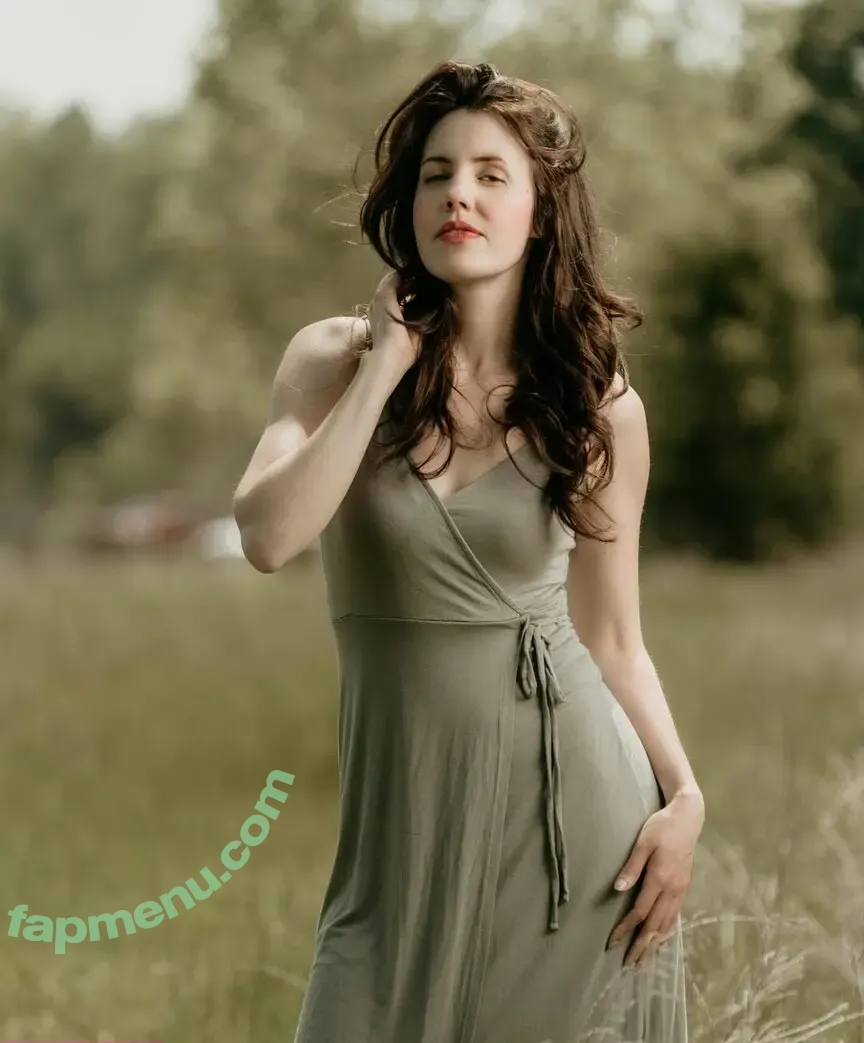 React GirlsYT nude photo #0244 (chinglishreactions / imon_Snow)