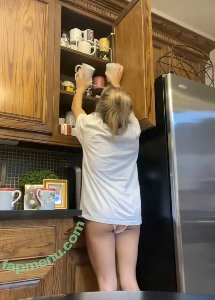 Reagan Campbell nude photo #0210 (reagzcampbell)